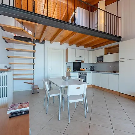 Le Olive 8-4 By Wonderful Italy * Toscolano-Maderno